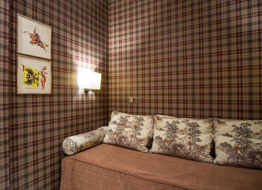 Apartaments Suites Sant Jordi 몬트브리오델캄프 외부 사진